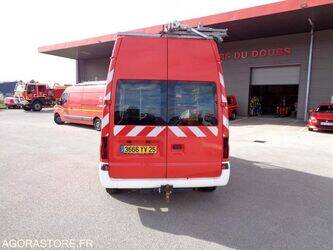 2005-ford-transit-1435027-46164720