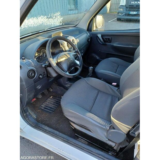 2010 سيتروين BERLINGO-46164761