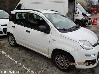 2014-fiat-panda-1435034-46164796
