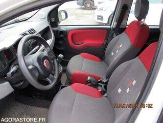 2014-fiat-panda-1435034-46164799