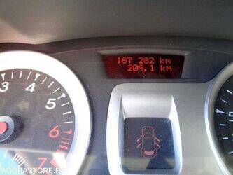 2011-renault-clio-1435051-46165020