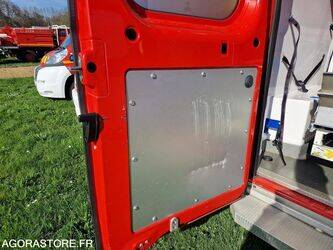 2013-citroen-jumper-1435055-46165095