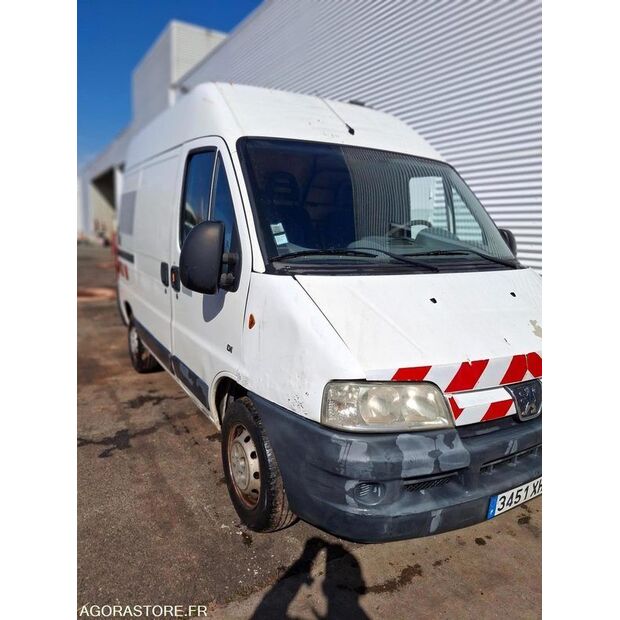 2002 Peugeot BOXER-46165120