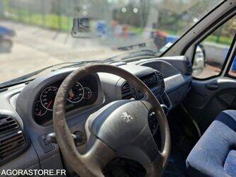 2002-peugeot-boxer-1435057-46165125