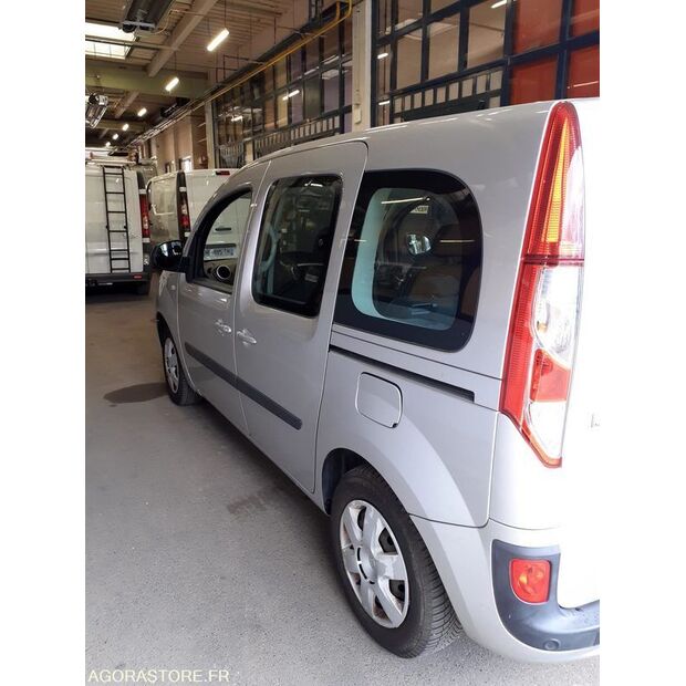 2015 Renault Kangoo-46165163