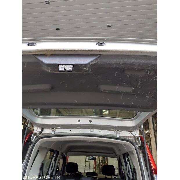 2015 Renault Kangoo-46165167