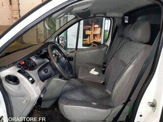 2007-renault-trafic-1435062-46165181