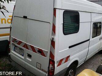 2012-ford-transit-1435065-46165214