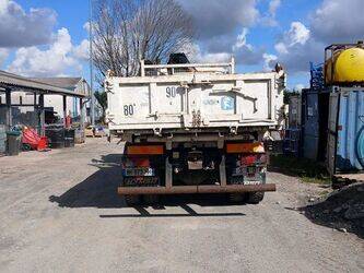 2011-man-18-250-1435070-46165341