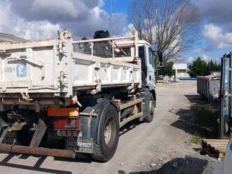 2011-man-18-250-1435070-46165342