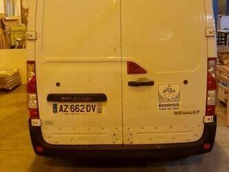 2010-renault-master-2-3-46165352