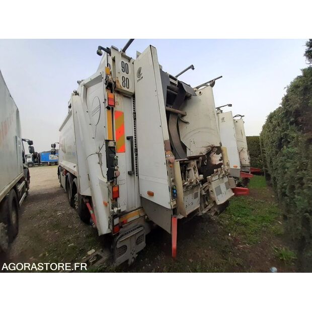 2013 Renault PREMIUM-46165412