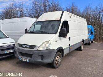 2011-iveco-35c15-1435082-46165543