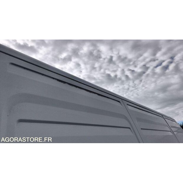 2011 Iveco 35C15-46165547