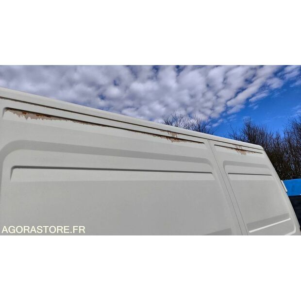 2011 Iveco 35C15-46165549