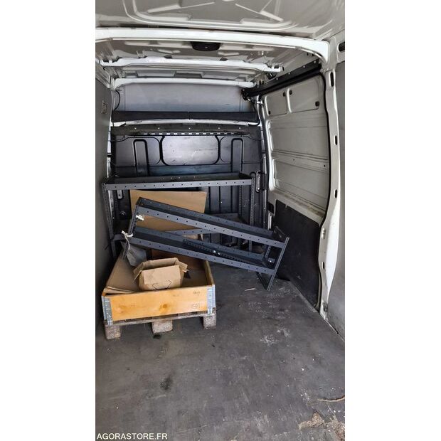 2011 Iveco 35C15-46165556