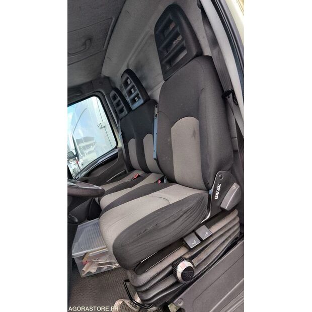 2011 Iveco 35C15-46165559