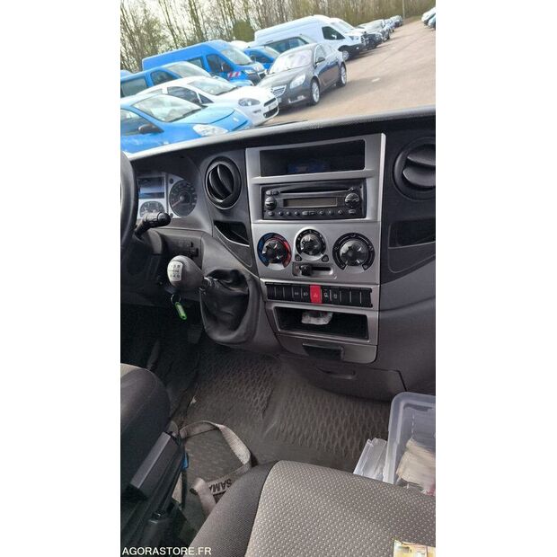 2011 Iveco 35C15-46165561