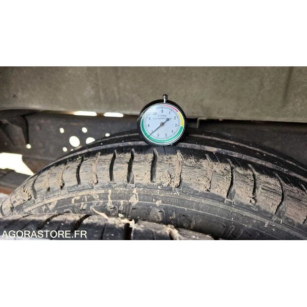 2011 Iveco 35C15-46165568