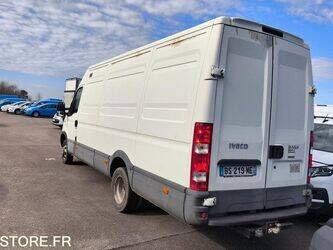 2011-iveco-35c15-1435082-46165573