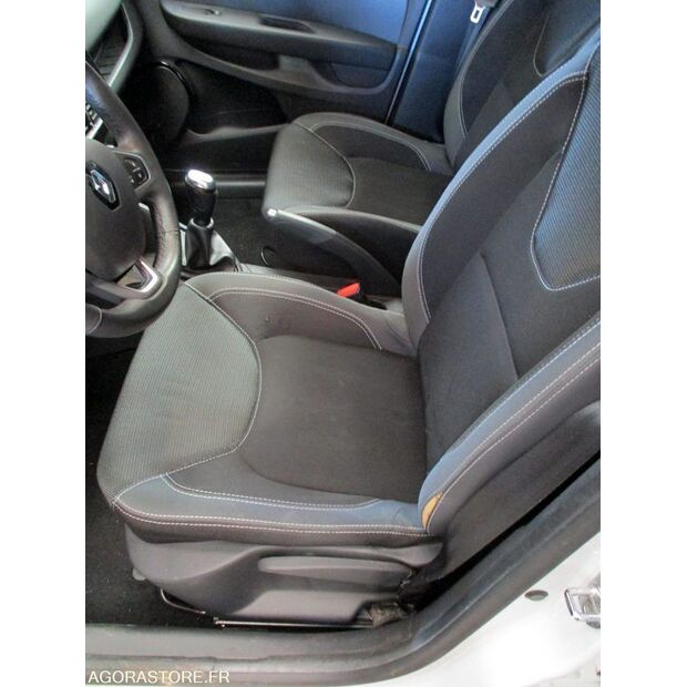 2016 Renault Clio-46165721