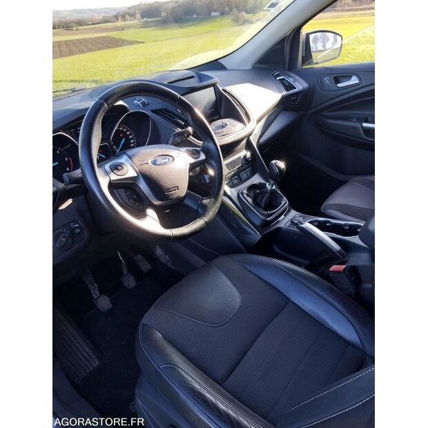 2016 فورد Kuga-46165867