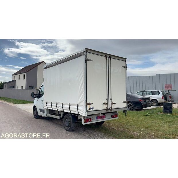 2017 Renault Master RT-46165881