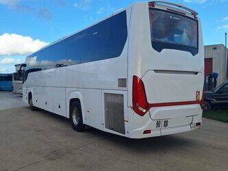 2015-scania-touring-1435112-46166077