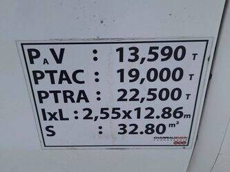 2015-scania-touring-1435112-46166079