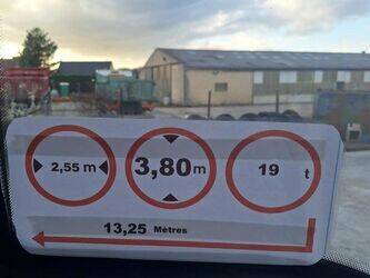 2015-scania-touring-1435112-46166099