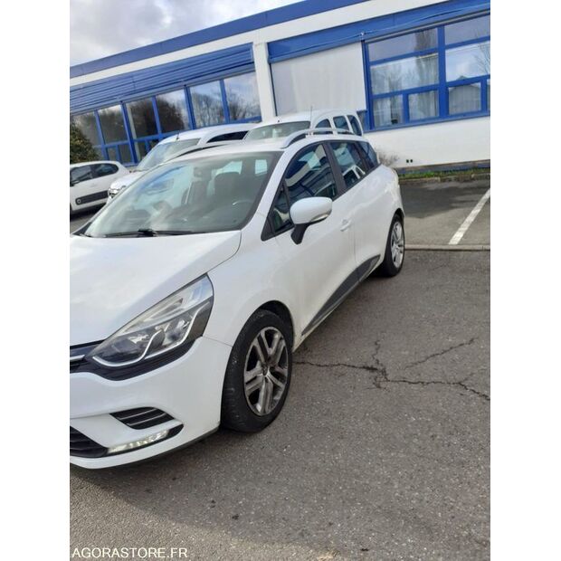 2016 Renault Clio-46166241