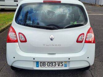 2013-renault-twingo-1434807-46166329