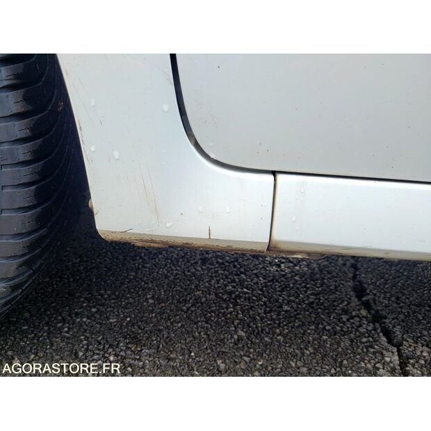 2013 Renault Twingo-46166339