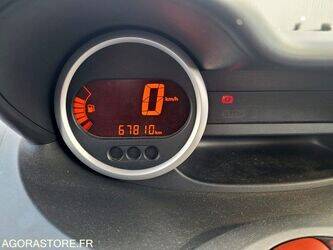 2013-renault-twingo-1434807-46166382