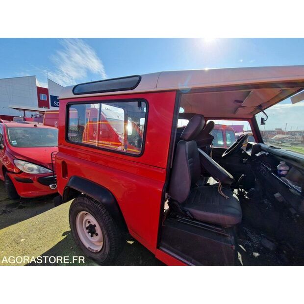 2000 لاند روفر Defender-46166416