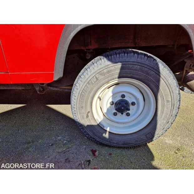 2000 لاند روفر Defender-46166422