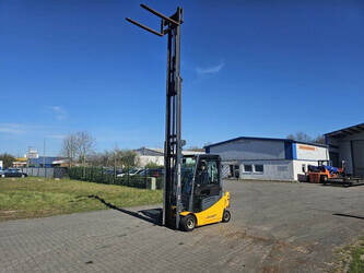 2012-jungheinrich-efg320-1385260-46166726