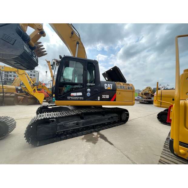 2024 Caterpillar 323D-46166898