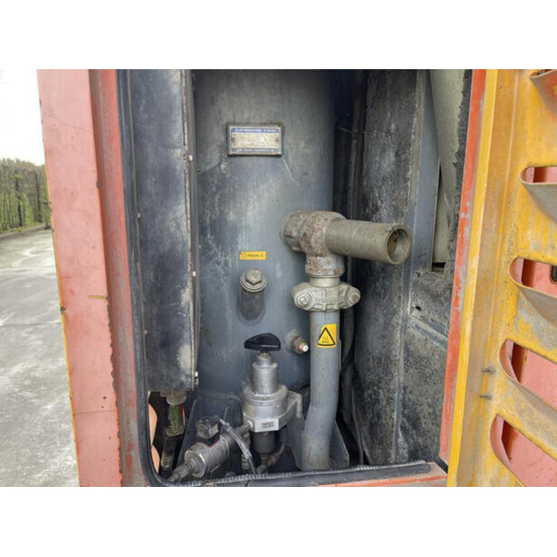 2002 Atlas-Copco XRVS 466 MD - N-46166990