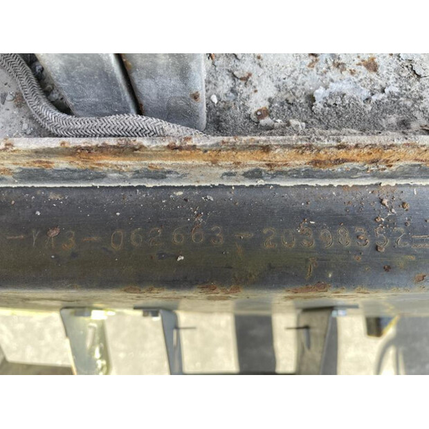 2002 Atlas-Copco XRVS 466 MD - N-46166991