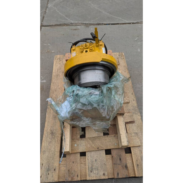 2024 Komatsu D51 Hydraulic motor 706-8H-01121-46167075