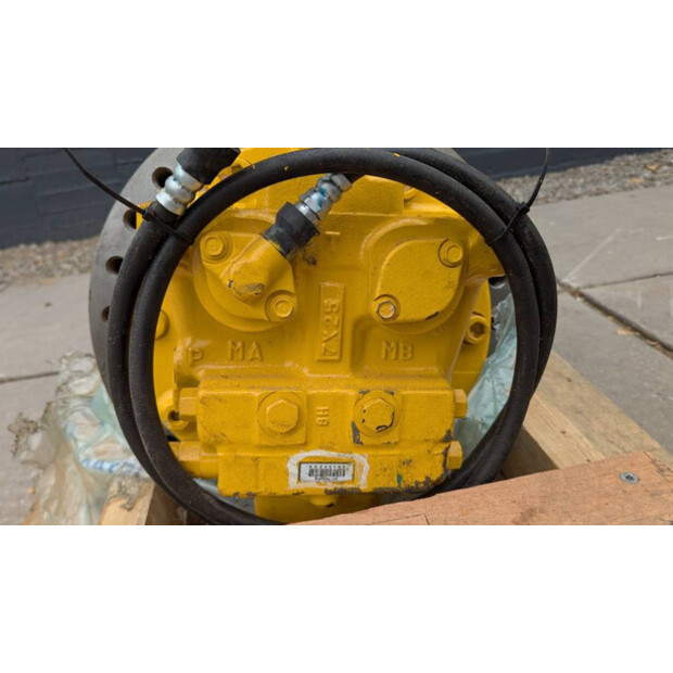 2024 Komatsu D51 Hydraulic motor 706-8H-01121-46167079