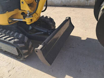 2020-komatsu-pc09-1-1435149-46167211