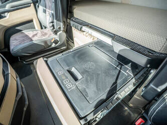 2022-man-tgx-18-510-1435154-46167389