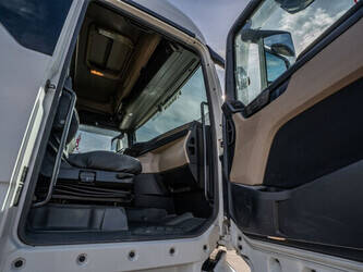 2022-man-tgx-18-510-1435154-46167395