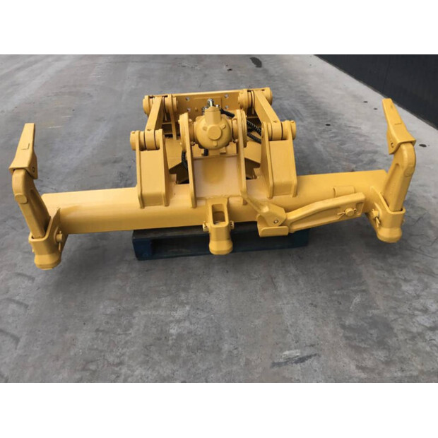 2026 كوماتسو D53-46168632