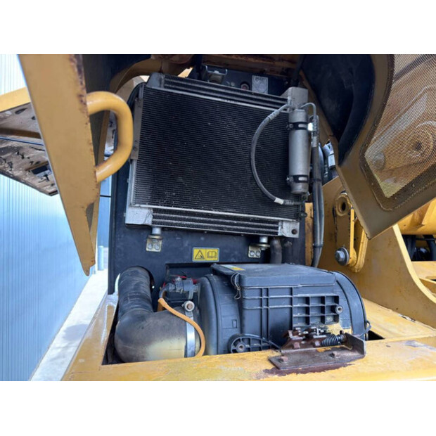 2011 Caterpillar M316D-46168859