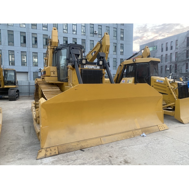 2023 كارتر D6R-46168970