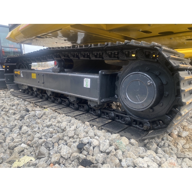 2025 Komatsu PC70-8-46169050