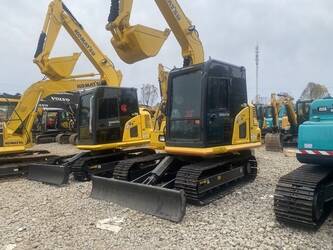 Image for TRACKED EXCAVATORS 2025 Komatsu PC70-8